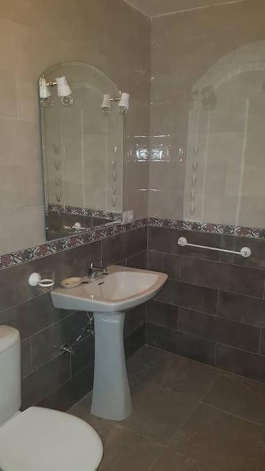 Apartamento Cueva Maite Cortes de Baza Exterior foto